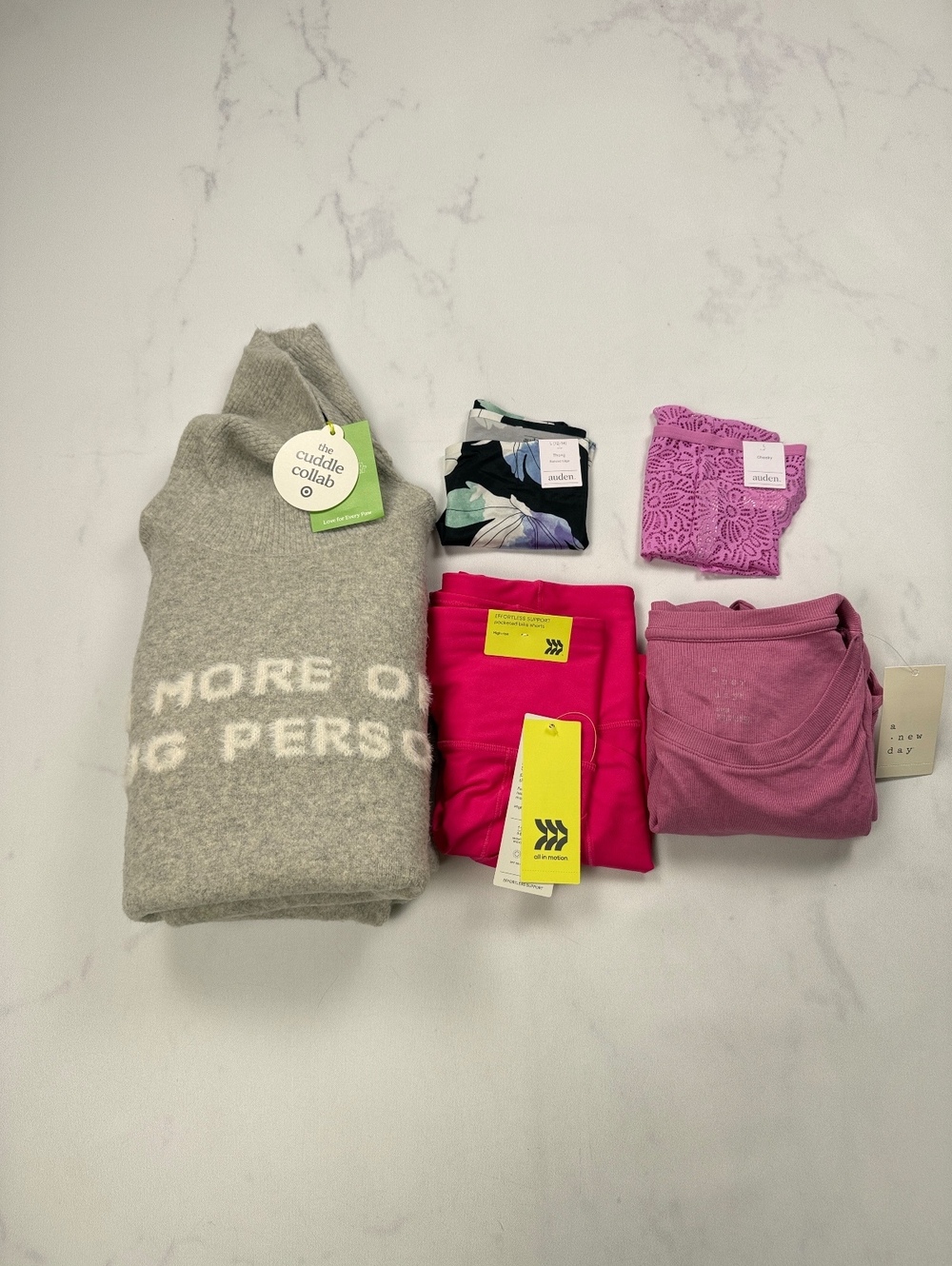 Cuddle Collab A New Day All in Motion Auden Outfit Set of 5 - Womens L